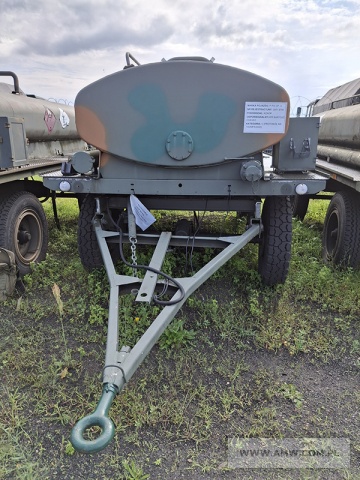 Cysterna paliwowa CP-4 (poj. 4,0 m3) na przyczepie D-46A 